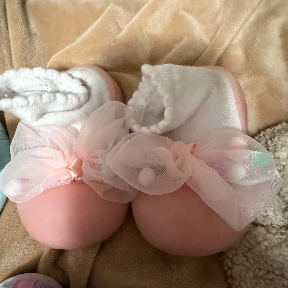 Baby Girl Lot of Shoes & Plush Giraffe Size 0-3